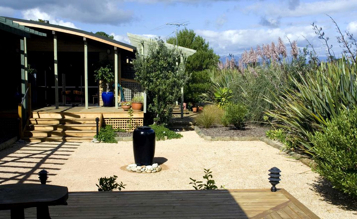 Modern Room Rental near Farewell Spit in Golden Bay, New Zealand