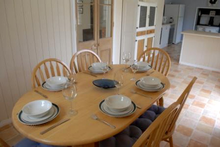 Cottages (Ballandean, Queensland, Australia)