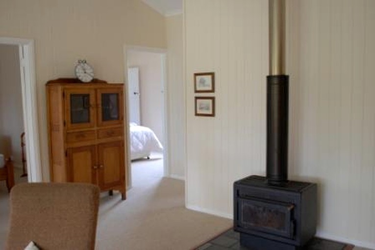 Cottages (Ballandean, Queensland, Australia)