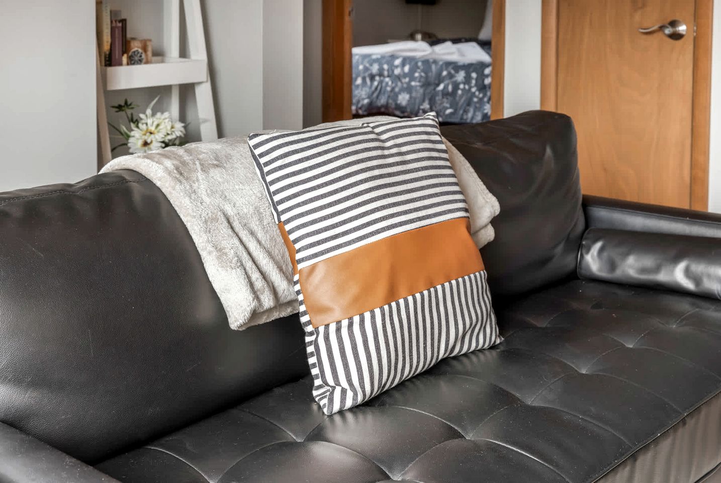 Family-Friendly Mountain Cabins with Bunkhouse & Resort Amenities Near Sleepy Creek, Hedgesville, WV