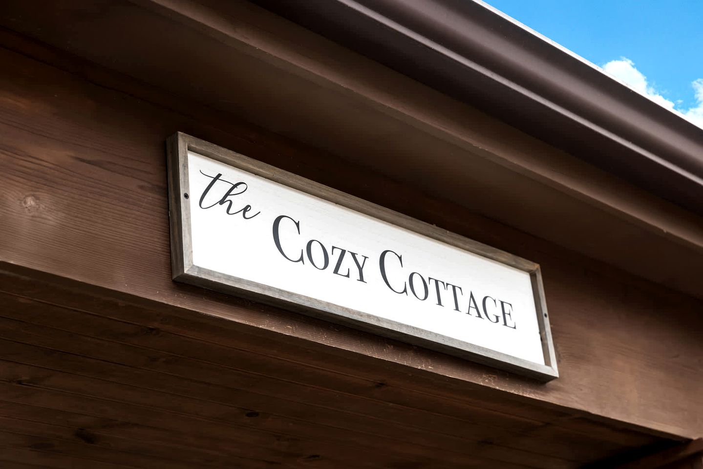 Family-Friendly Mountain Cabins with Bunkhouse & Resort Amenities Near Sleepy Creek, Hedgesville, WV