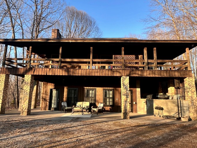 Cabins (United States of America, Franklin, Tennessee)