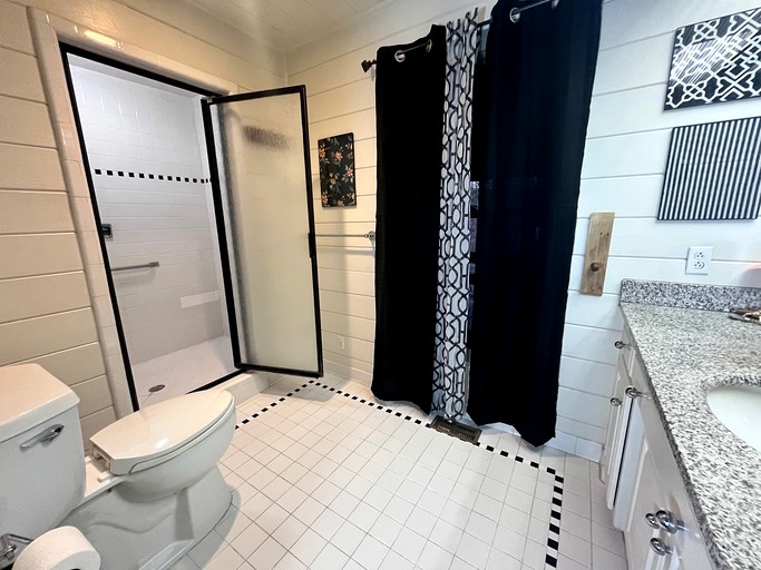 Cabins (United States of America, Franklin, Tennessee)