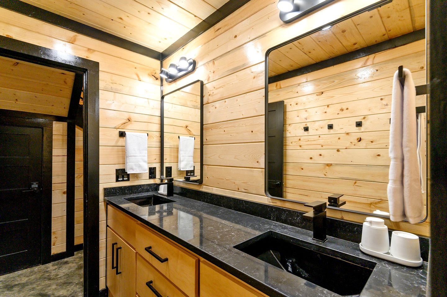 Two Gorgeous Cabins with Basketball Court in Broken Bow, Oklahoma
