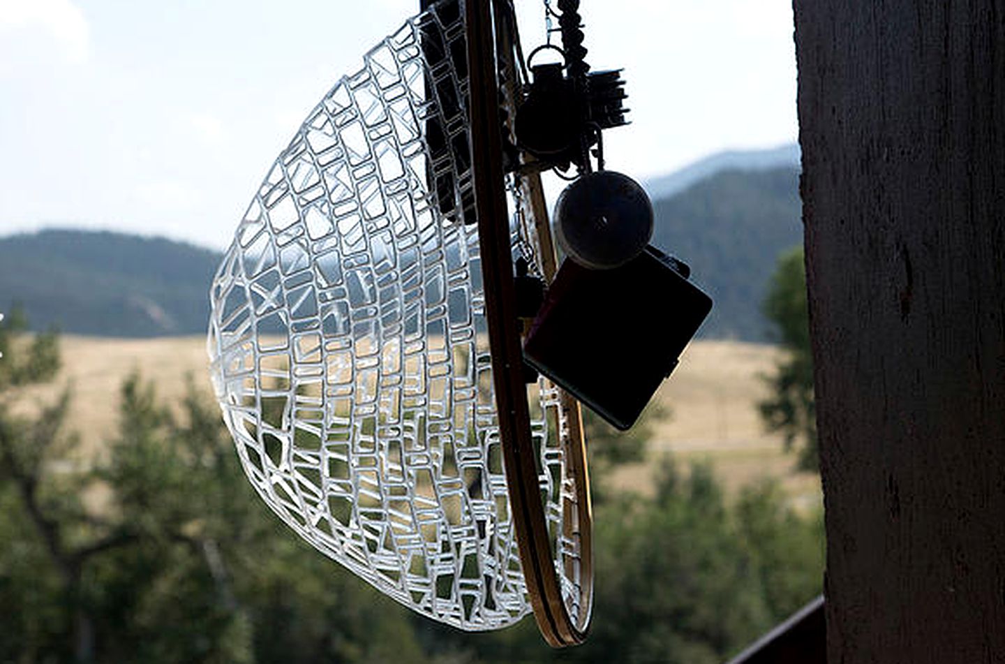 Secluded Cabin with River and Mountain Views near Columbus, Montana