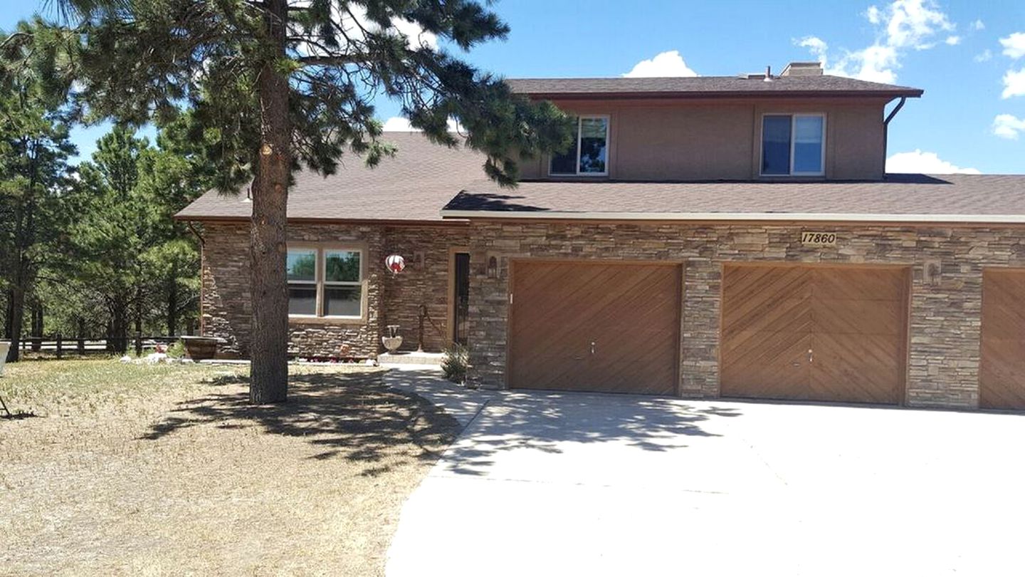 Spacious Vacation Rental for Groups near Colorado Springs, Colorado