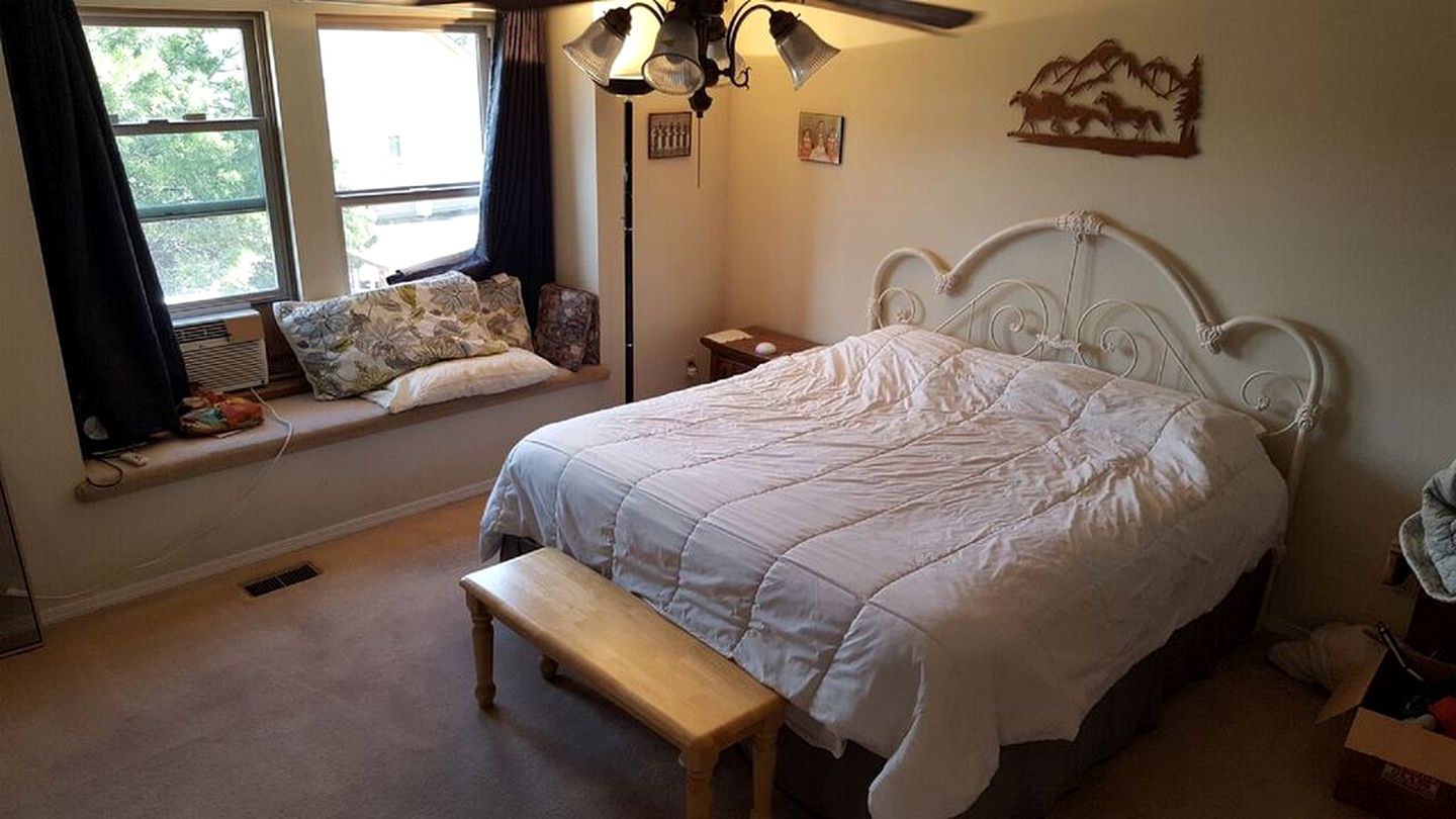 Spacious Vacation Rental for Groups near Colorado Springs, Colorado