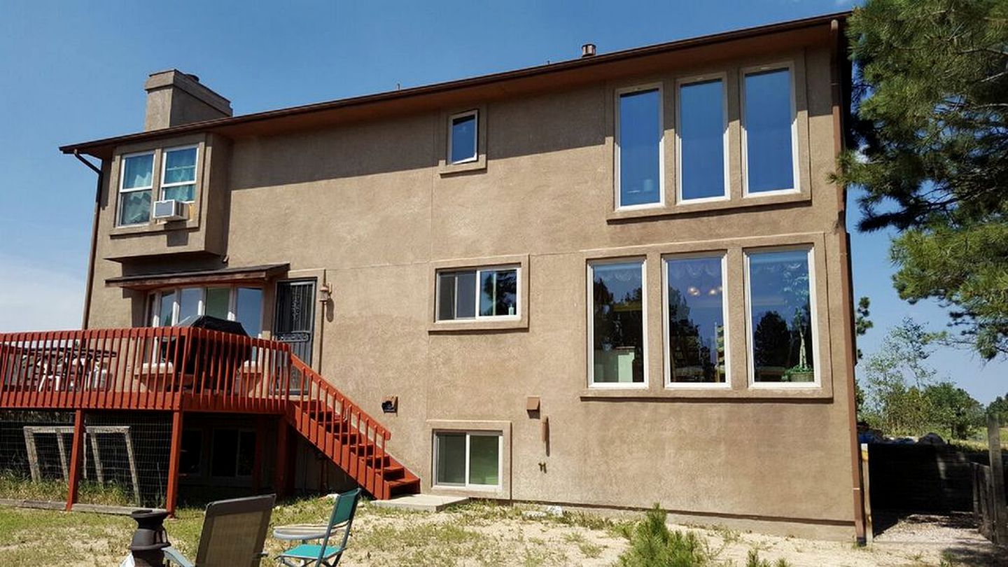 Spacious Vacation Rental for Groups near Colorado Springs, Colorado