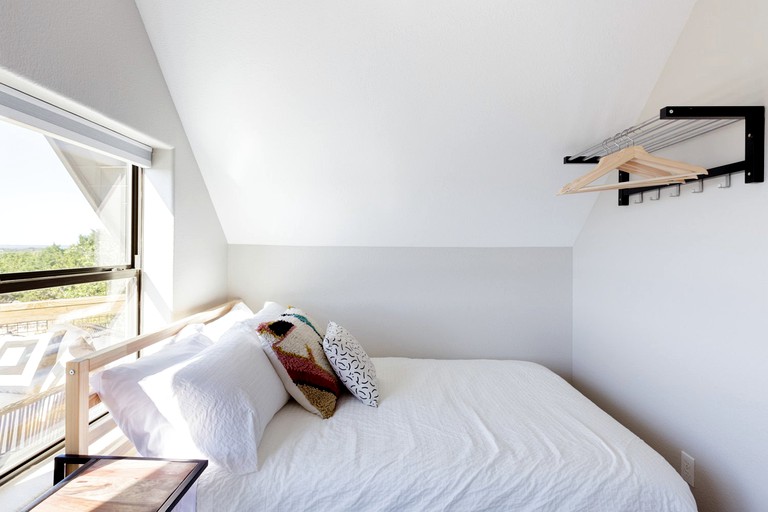 Cabins (Dripping Springs, Texas, United States)