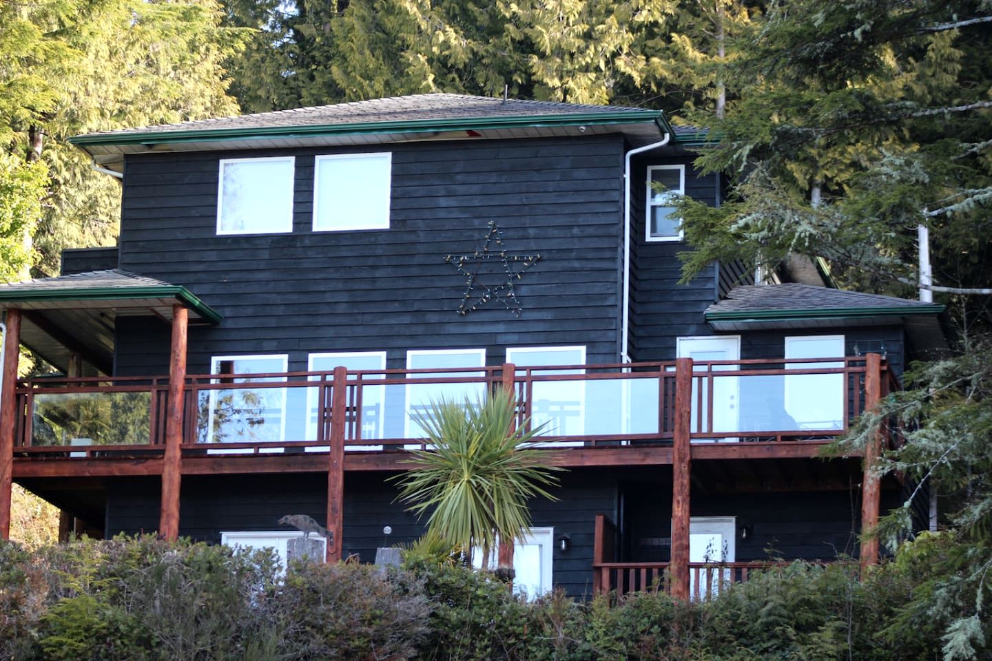 Ucluelet Glamping Escape for a Waterfront Holiday