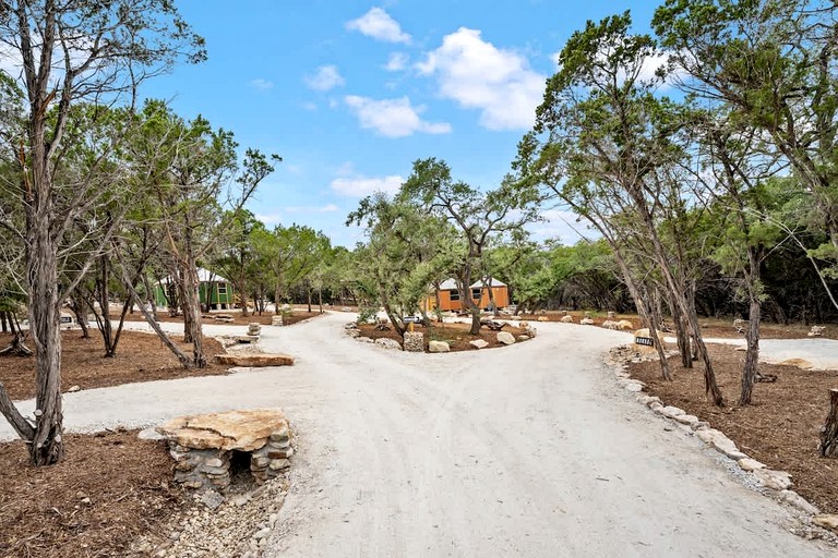 Cabins (United States of America, Canyon Lake, Texas)