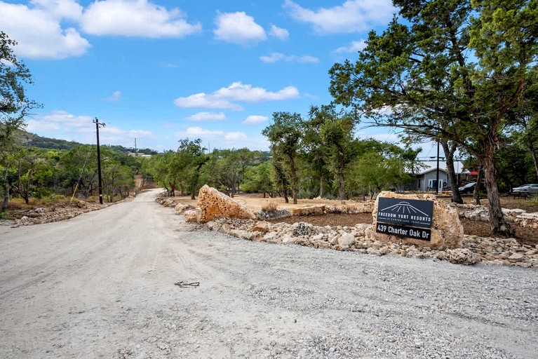 Cabins (United States of America, Canyon Lake, Texas)