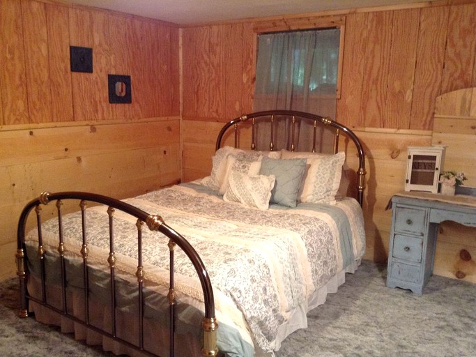 Ultimate Zion/Bryce retreat Secluded Cabin on Horse Ranch, Log Cabins