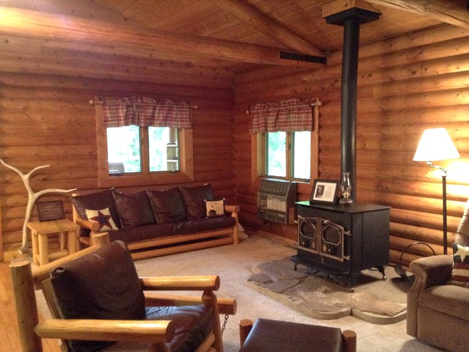 Ultimate Zion/Bryce retreat Secluded Cabin on Horse Ranch, Log Cabins