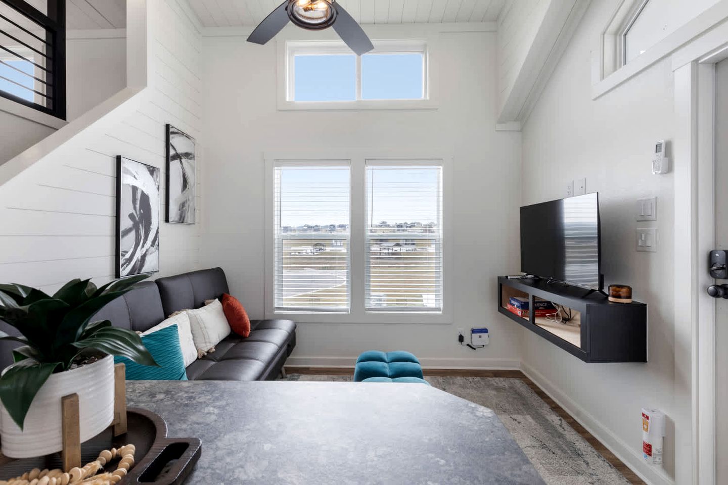 Serene Hill Country Tiny Home with Vineyard Views Near Fredericksburg, Texas