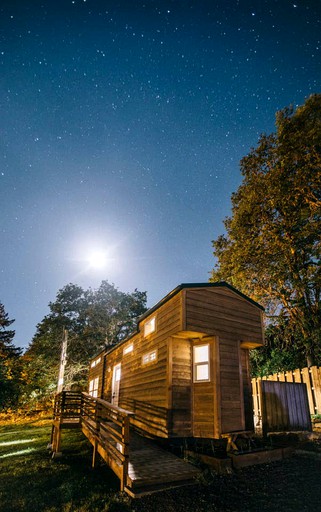 Tiny Houses (Idleyld Park, Oregon, United States)