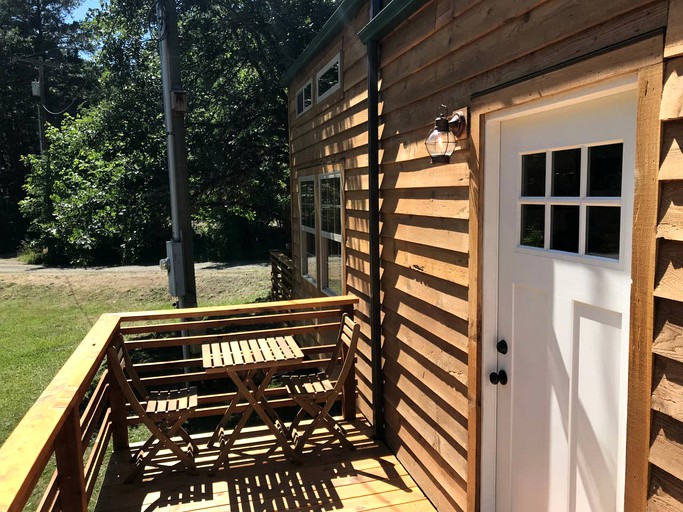 Tiny Houses (Idleyld Park, Oregon, United States)