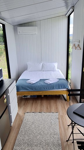 Tiny Houses (New Zealand, Clyde, South Island)