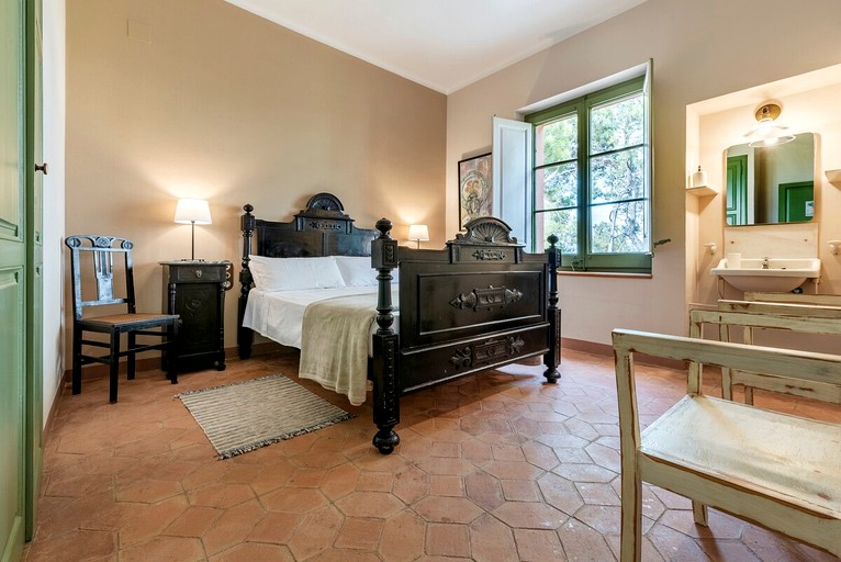 Villas (Spain, Figuerola del Camp, Catalonia)