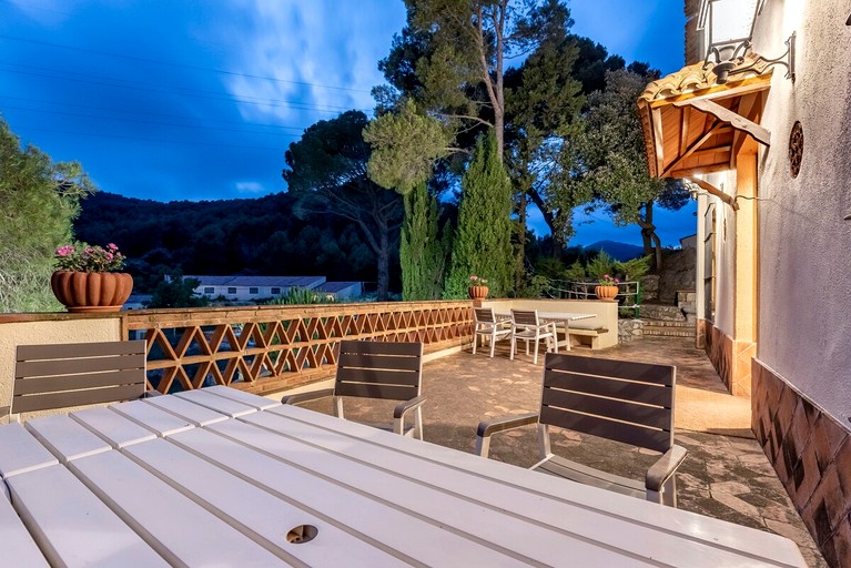Villas (Spain, Figuerola del Camp, Catalonia)