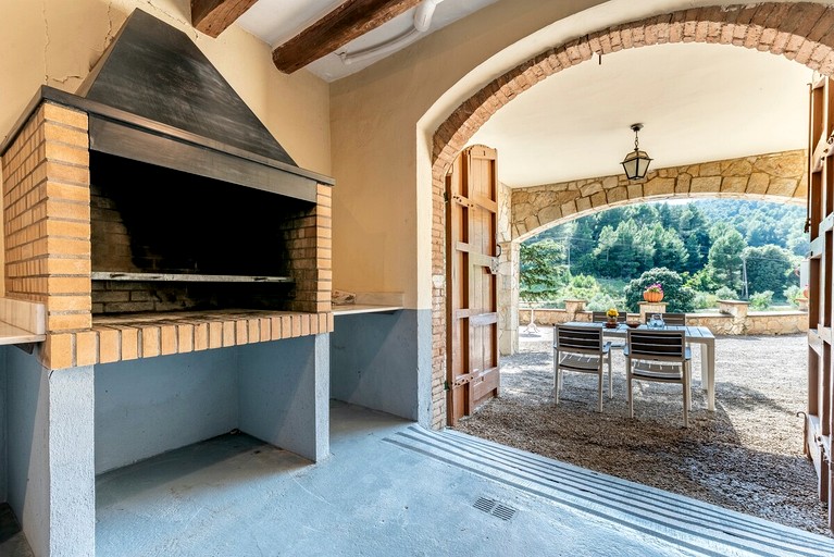 Villas (Spain, Figuerola del Camp, Catalonia)