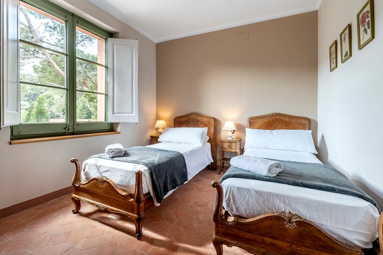 Villas (Spain, Figuerola del Camp, Catalonia)