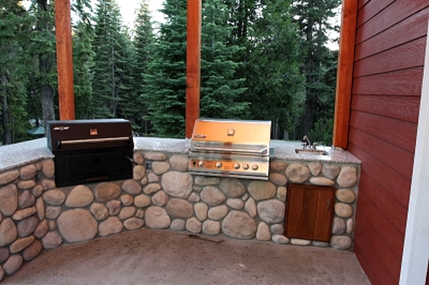 Mountain Cabin Rental For 52 with a Luxury Hot Tub La Porte, Northern California