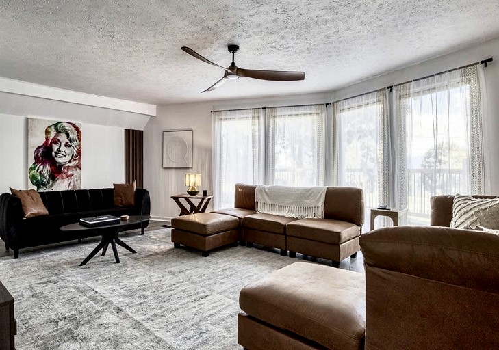 A-Frames (United States of America, Sevierville, Tennessee)