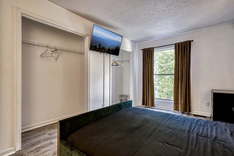 A-Frames (United States of America, Sevierville, Tennessee)