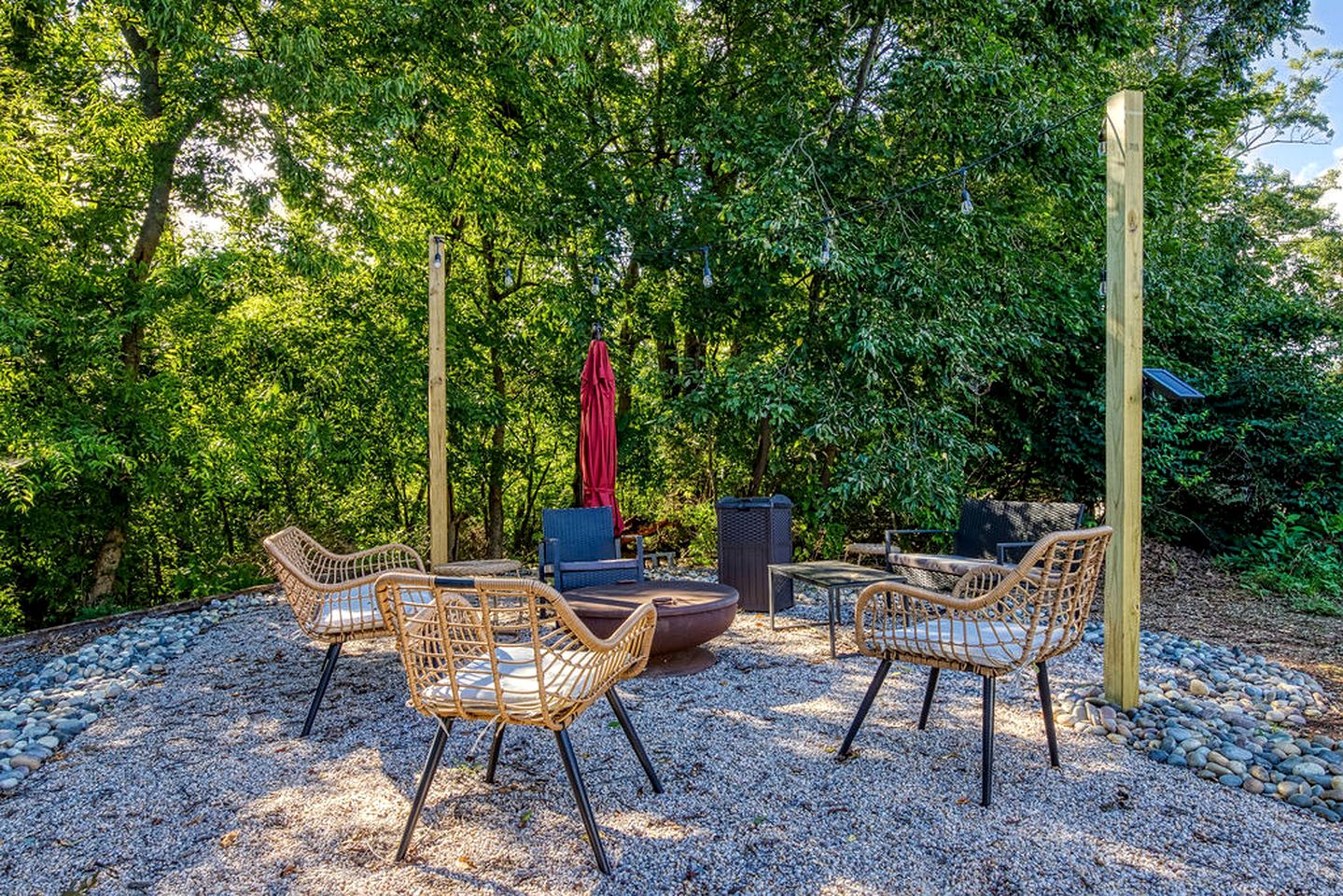 Spacious Smoky Mountain Cabin with RV Parking, Hot Tub & Game Room near Soaky Mountain Water Park in Sevierville, TN