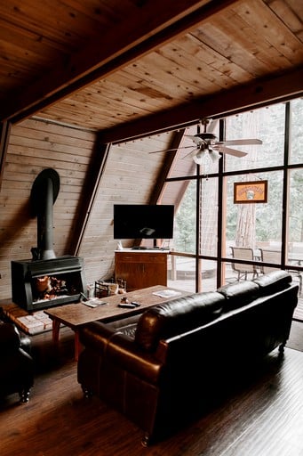 A-Frame Cabins (Idyllwild-Pine Cove, California, United States)