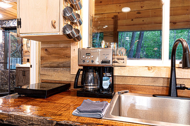 Unique Glamping Airstream Barn!, Vacation Rentals, Bryson City, United