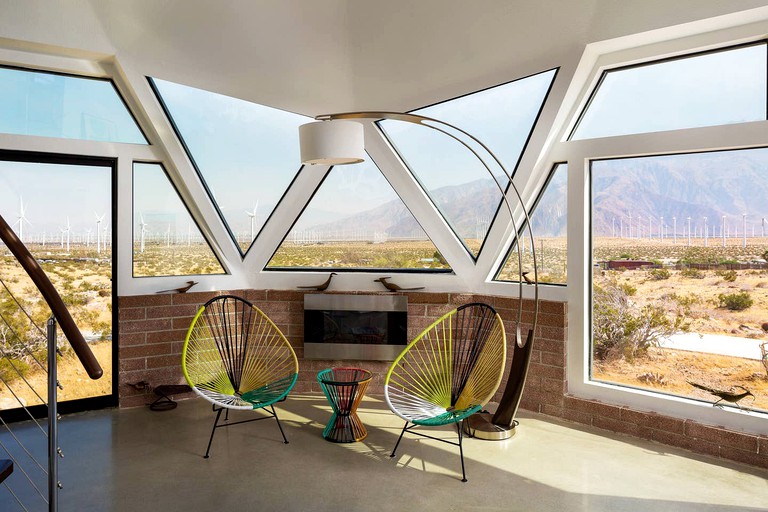 Bubbles & Domes (North Palm Springs, California, United States)