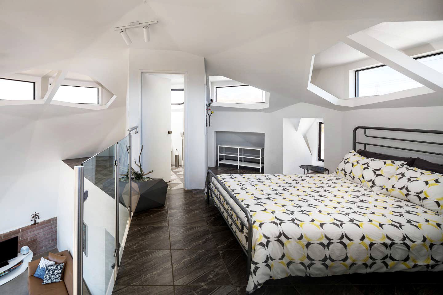 Unique and Secluded Dome Retreat Surrounded by Mountains in Palm Springs