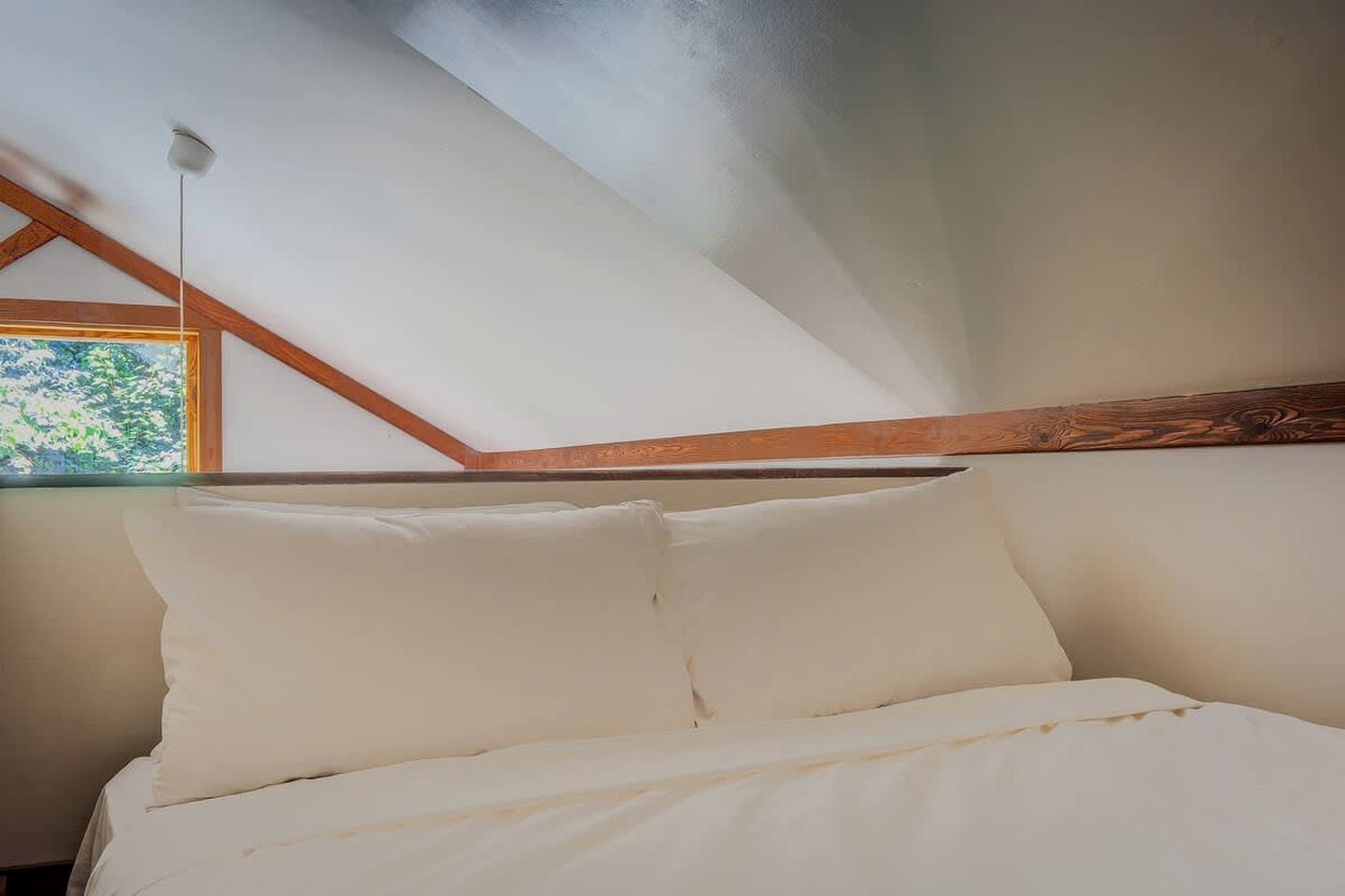 Unique Cabin with Modern Interior Surrounded by Nature for a Peaceful Escape in Harrington, Quebec