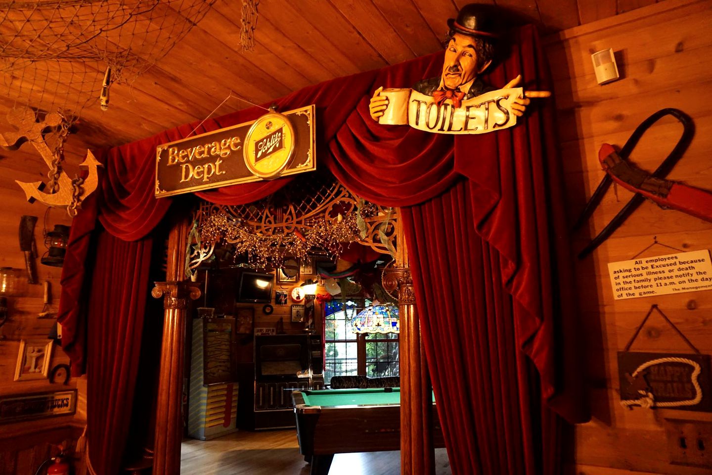 Unique Cabin Rental for a Vacation near Green Lake, Wisconsin