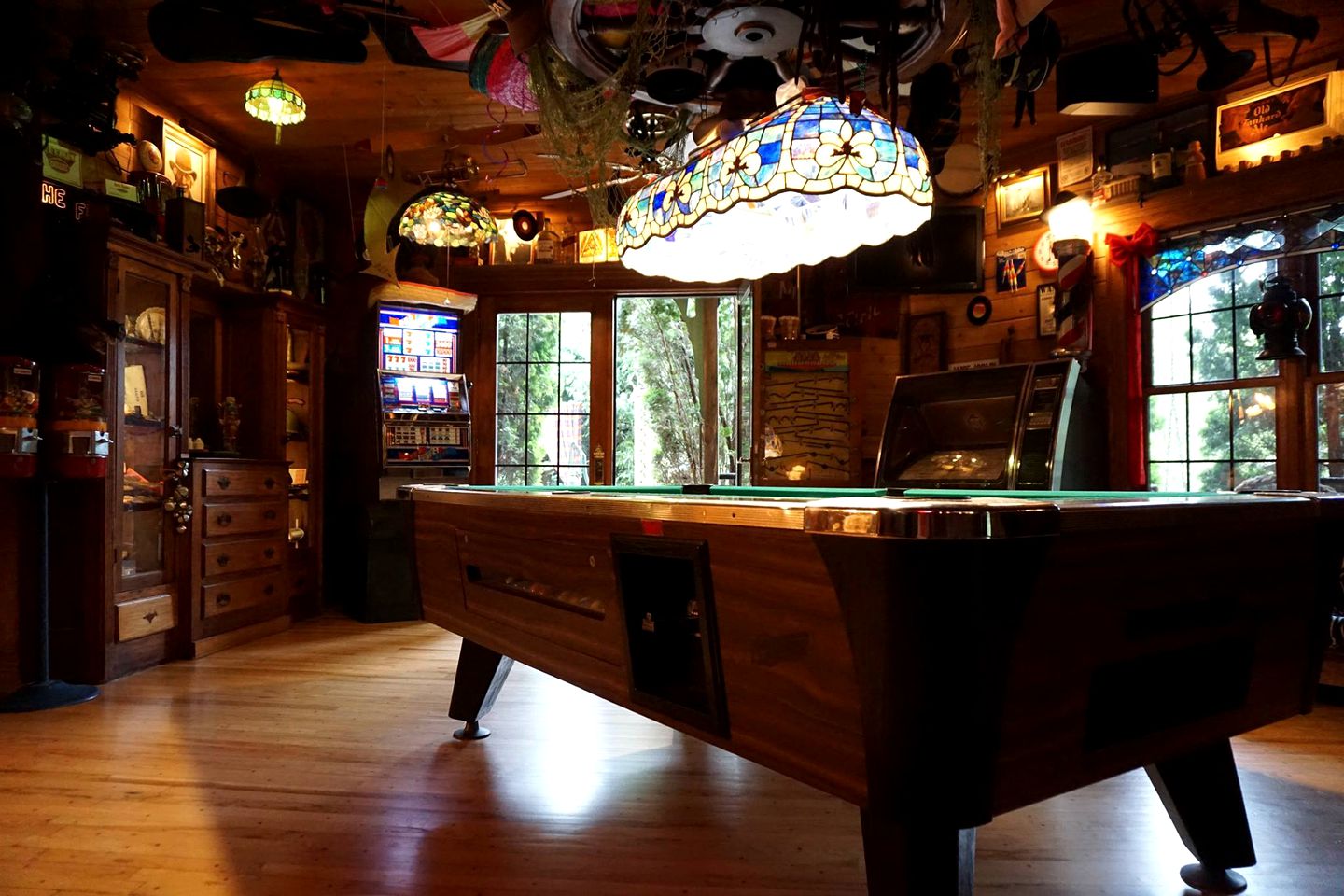 Unique Cabin Rental for a Vacation near Green Lake, Wisconsin