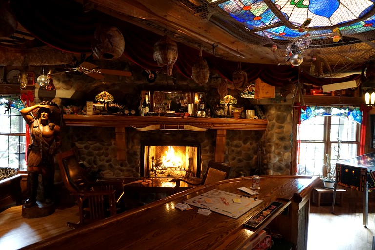 Cabins (Markesan, Wisconsin, United States)