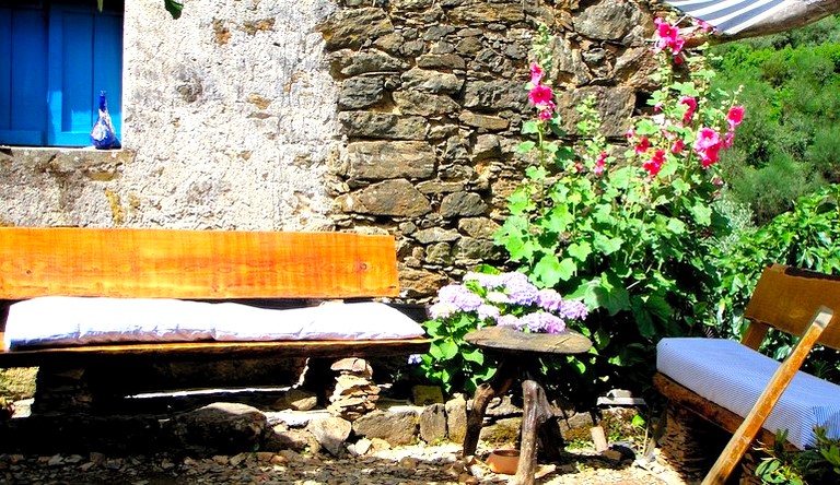 Nature Lodges (Figueiro dos Vinhos, Leiria District, Portugal)