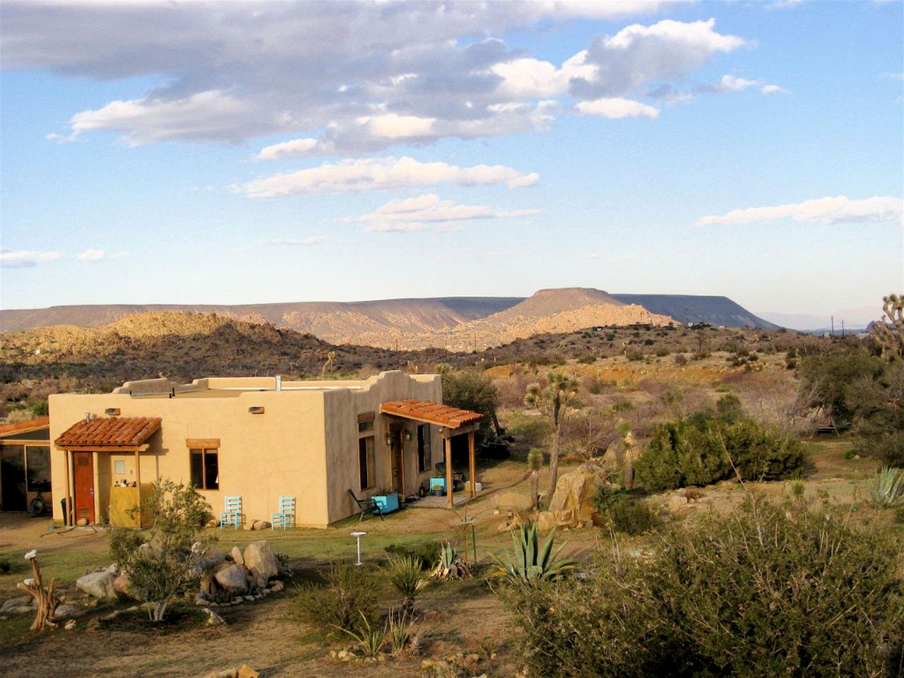 Unique Desert Rental near Secluded Wildlife Sanctuary in Joshua Tree, California