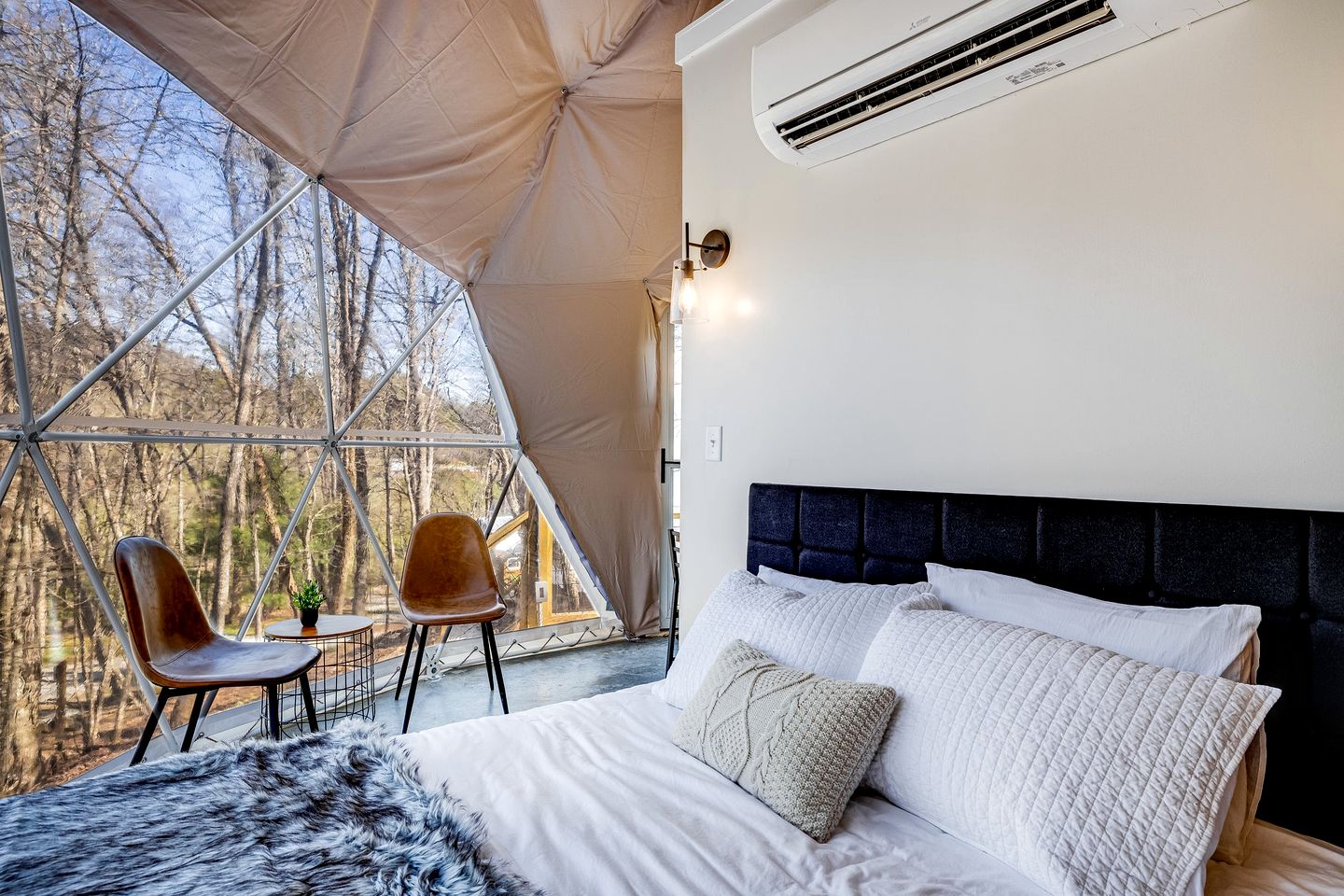 Unique Dome for a Romantic Escape Surrounded by the Peaceful Sounds of Nature in Rosman, North Carolina