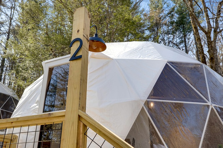 Domes (United States of America, Rosman, North Carolina)