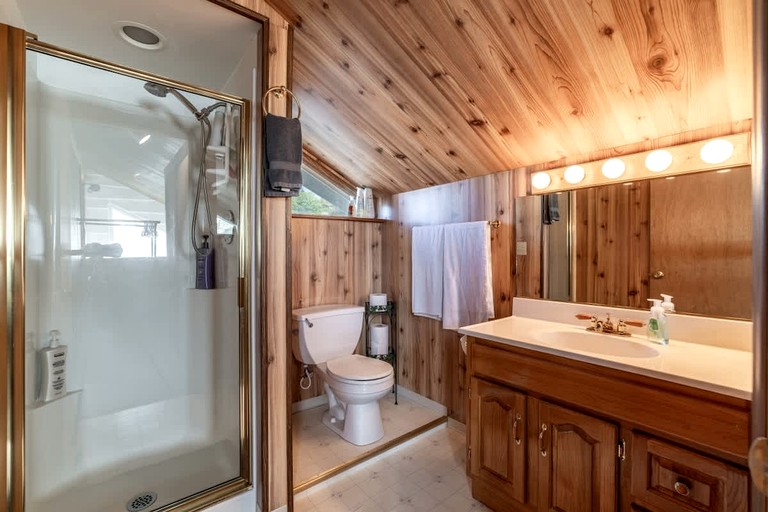 Floating Homes (United States of America, Bayview, Idaho)