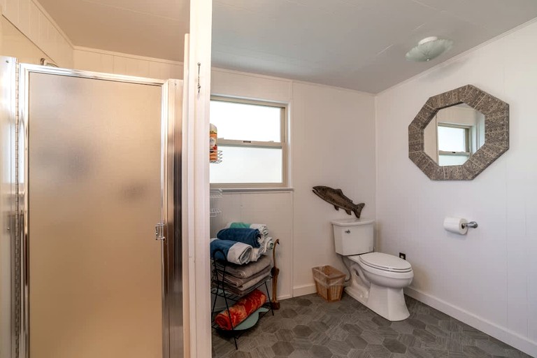 Floating Homes (United States of America, Bayview, Idaho)