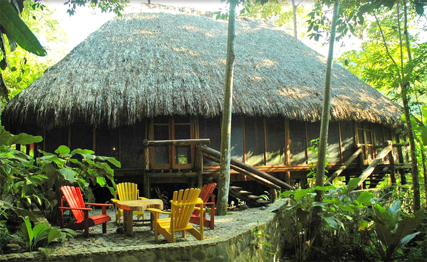 All Inclusive Unique Getaway Accommodation near Pico Bonito National Park in Honduras