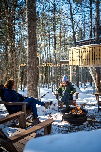 Tree Houses (United States of America, Newbury, New Hampshire)