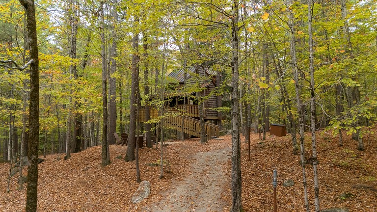 Tree Houses (United States of America, Newbury, New Hampshire)