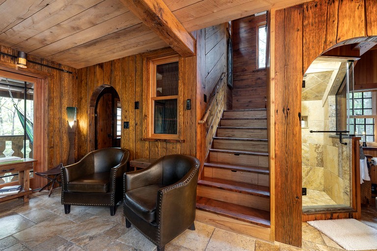 Tree Houses (United States of America, Newbury, New Hampshire)