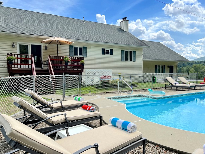 Vacation Rentals (United States of America, Johnsburg, New York)