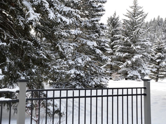 Cottages (Gallatin Gateway, Montana, United States)